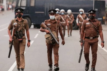 கொழும்பில் சொகுசு வாகனத்துடன் கடத்தப்பட்ட இளைஞர்