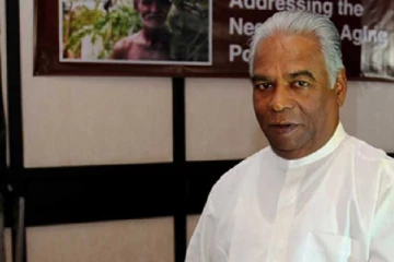 முன்னாள் அமைச்சர் அதாவுத செனவிரத்ன காலமானார்