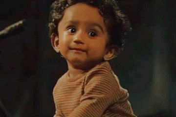 உங்க தாத்தா விக்ரமுக்கு தெரிஞ்சா என்ன ஆகும்! வைரலாகும் ரோலக்ஸ் கெட்டப்பில் குட்டி விக்ரம் புகைப்படம்