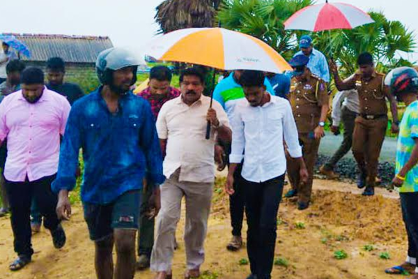 யாழில் மணல் மாபியாக்களுக்கு முடிவுகட்ட புறப்பட்ட அமைச்சர் சந்திரசேகர்! | Minister Chandrashekar Illegal Sand Mining Jaffna