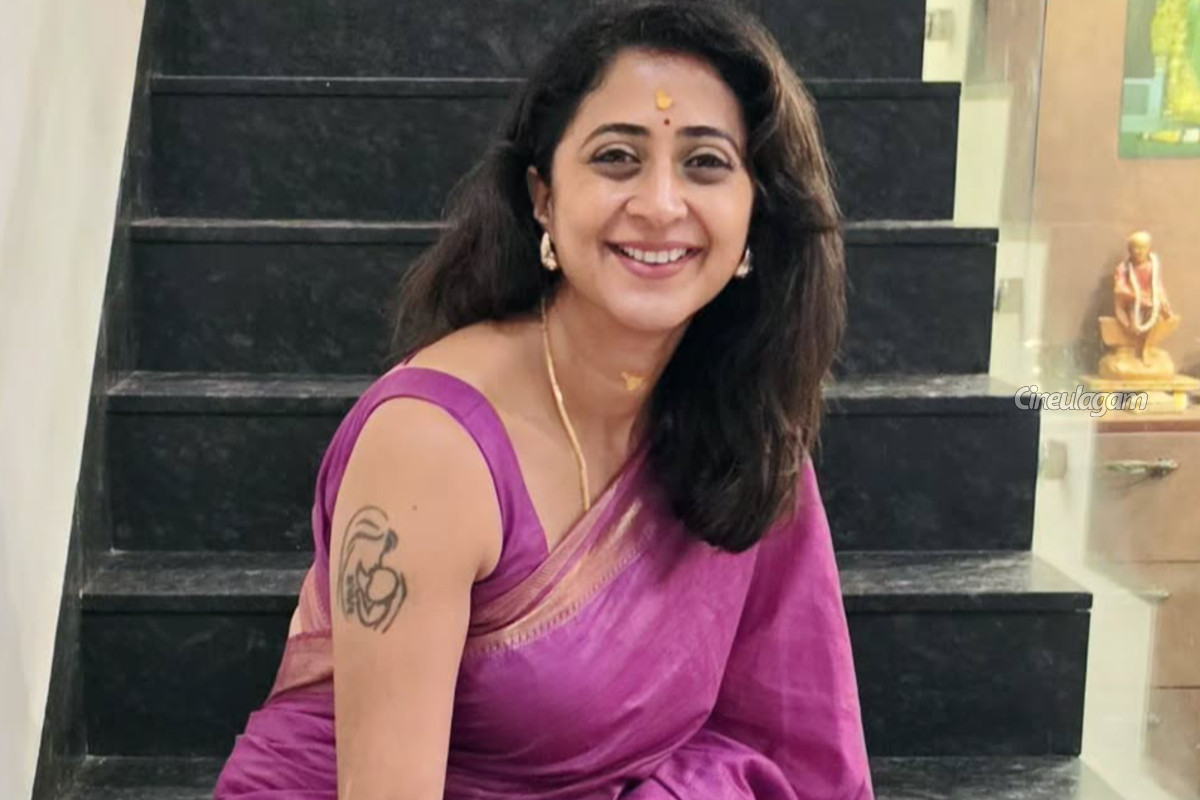 ஒல்லியாகி ஆளே மாறிய நடிகை கனிகா.. லேட்டஸ்ட் போட்டோவை பாருங்க | Kaniha Latest Slim Look Photos