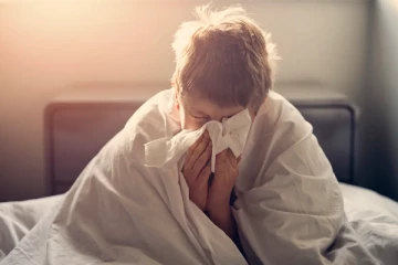 பாடசாலை மாணவர்களிடையே பரவும் வைரஸ் காய்ச்சல் - பெற்றோர்களுக்கு அவசர அறிவிப்பு