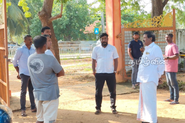 இடைத்தங்கல் முகாமில் தங்கியுள்ள மக்களை நேரில் சென்று பார்வையிட்ட ரவிகரன் எம்.பி | Ravikaran Mp Visit People Temporary Shelter