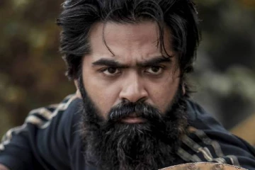 கோடிகளுக்கு ஆசைப்பட்டு ஆணவத்தில் உச்சிக்கே சென்ற சிம்பு! டாக்டர் பட்டம் கொடுத்தது தப்பா போச்சி!