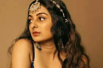 20 வயதில் க்ளோசப் ஆங்கிளில் கமல் ஹாசனின் ரீல் மகள்! ஷாக்காகும் ரசிகர்கள்..