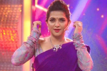 மீண்டும் விஜய் டிவி நிகழ்ச்சி பக்கம் வந்த தொகுப்பாளினி டிடி... எந்த ஷோ பாருங்க