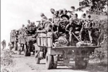 புலிகளின் பேரூட் தளம் மீது தாக்குதல்