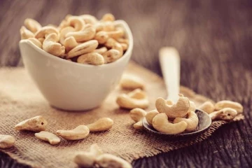 கொலஸ்ட்ரால் பிரச்சனை இருக்கவங்க முந்திரி சாப்பிடக்கூடாதா..? மருத்துவர் பதில்..!