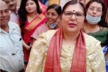 அடுத்து ஆணுறை கோரிக்கையா? சிறுமிக்கு ஐ.ஏ.எஸ் அதிகாரியின் பகீர் பதில்!