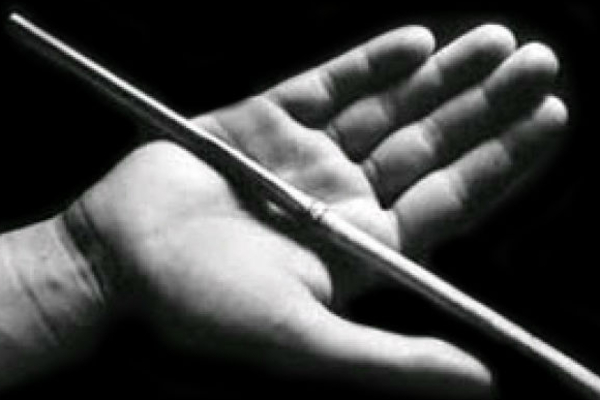 பரீட்சையில் குறைந்த புள்ளி ; ஆசிரியரான பல்கலை மாணவன் O/L மாணவிக்கு செய்த மோசமான செயல் | Teacher Gave A Student 160 Cane Strokes