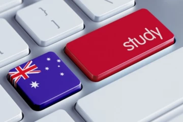 கனடா அமெரிக்காவை விட அதிகம்; மாணவர் விசா கட்டணங்களை அதிகரித்தது அவுஸ்திரேலியா!