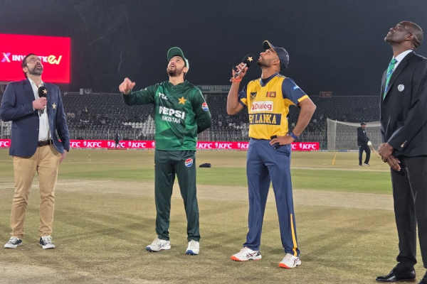 முத்தரப்பு டி20 தொடர்: இலங்கையை வீழ்த்தி பாகிஸ்தான் அபார வெற்றி | Pakistan Beats Sri Lanka In Tri Series முத்தரப்பு டி20 தொடர்: இலங்கையை வீழ்த்தி பாகிஸ்தான் அபார வெற்றி | Pakistan Beats Sri Lanka In Tri Series