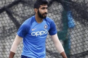 உலகக்கோப்பை ஸ்குவாடில் மிஸ்ஸிங் : சோகத்தில் பும்ரா போட்ட ட்வீட்