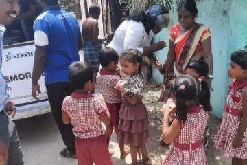யாழில் முள்ளிவாய்க்கால் கஞ்சியை ஆசையுடன் அருந்திய சிறுவர்கள்!