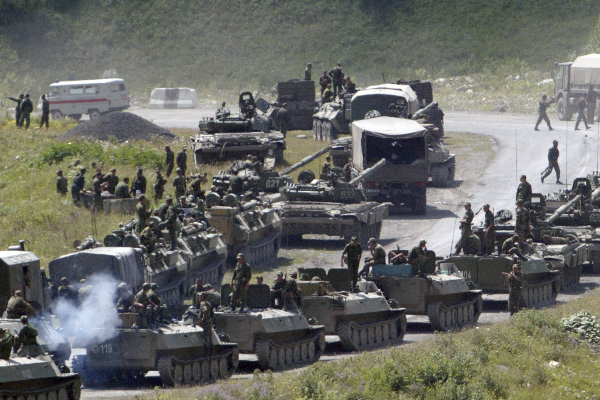 ஐரோப்பாவில் போர் மேகம்!! உளவுத்துறை தகவல்கள் வெளிவந்தன... - ஐபிசி தமிழ்