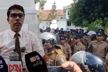 கடமையை பொறுப்பேற்பதில் ஏற்பட்ட குழப்ப நிலை! வைத்தியசாலையில் இருந்து வெளியேறிய வைத்தியர் அர்ச்சுனா