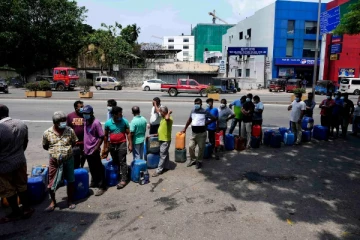 எரிபொருள் விநியோகத்திற்கு அறிமுகப்படுத்தப்படவுள்ள பங்கீட்டு முறை அட்டை - செய்திப் பார்வை