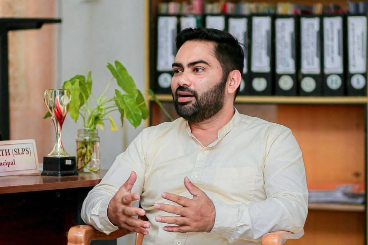 இலங்கையின் அழைப்பை ஏற்று வந்த ஈரானிய கப்பல் மீது தாக்குதல்: இம்ரான் மகரூப் கடும் கண்டனம் | Attack On Iranian Ship That Accepted Sl Maharoof