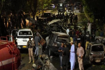 பாகிஸ்தானில் சீன நாட்டினரை குறிவைத்து தற்கொலைப்படை தாக்குதல்! 2 பேர் உயிரிழப்பு