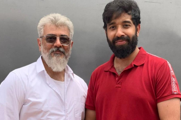 அஜித்தை நேரில் பார்த்ததும் பதற்றத்துடன் கண்கலங்கிய ரசிகர்.. அஜித் என்ன செய்தார் பாருங்க | Ajith Meet His Hardcore Fan Video Goes Viral