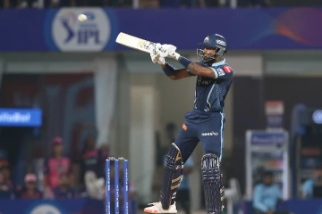 குஜராத்திடம் அடிவாங்கிய ராஜஸ்தான் அணி - 37 ரன்கள் வித்தியாசத்தில் தோல்வி