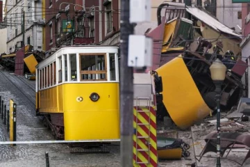 போர்த்துக்கல் Funicular கோர விபத்தில் சிக்கிய ஜேர்மானியர்கள்: பலி எண்ணிக்கை 17 ஆக உயர்வு
