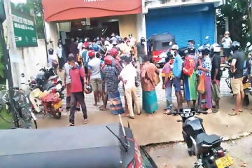 ‘குடி’ மக்களால் ஒரே நாளில் ஏற்பட்ட தட்டுப்பாடு