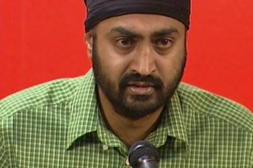 கர்ப்பிணி மனைவியின் சடலத்தை வாகனத்துடன் எரித்த இந்திய வம்சாவளி கனேடியருக்கு பரோல்