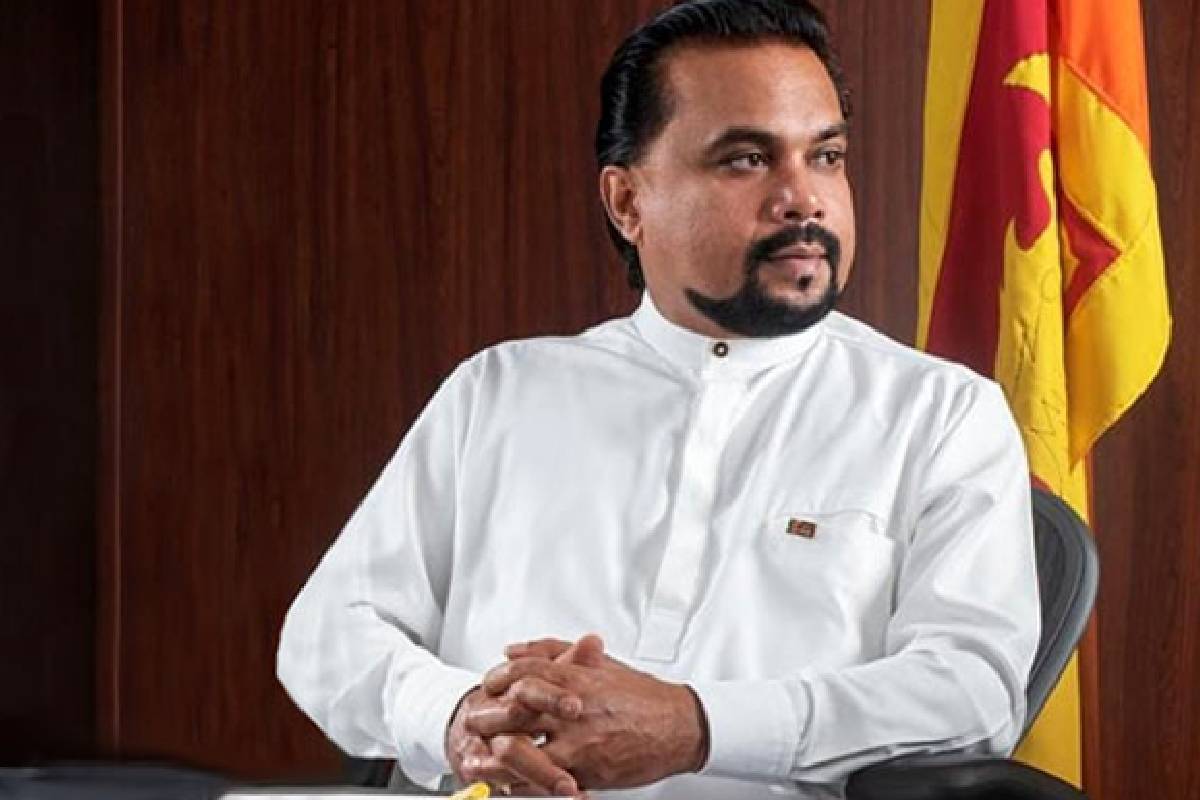 கோட்டாபயவை உருவாக்கியவர்களே எம்மைக் குற்றம் சொல்கின்றனர்: விமல் அணியினரை விளாசும் சஜித் தரப்பு | Sajith S Faction Slams Wimal S Team கோட்டாபயவை உருவாக்கியவர்களே எம்மைக் குற்றம் சொல்கின்றனர்: விமல் அணியினரை விளாசும் சஜித் தரப்பு | Sajith S Faction Slams Wimal S Team