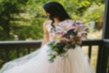 ஆண்கள் மீது கொண்ட வெறுப்பு....தனக்கு தானே திருமணம் செய்துகொண்ட பெண்