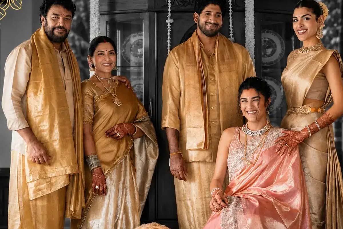 நடிகை குஷ்புவின் புதிய ஸ்டைல்... மாமியாரான பின்பும் இப்படியா? | Actress Kushboo Latest New Style Photos Viral நடிகை குஷ்புவின் புதிய ஸ்டைல்... மாமியாரான பின்பும் இப்படியா? | Actress Kushboo Latest New Style Photos Viral