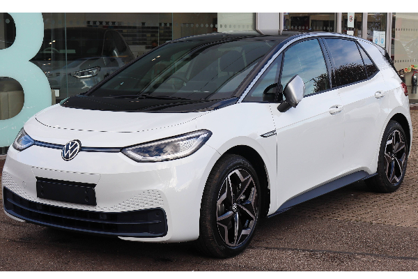 உலகில் விற்பனையில் அசத்தும் எலெக்ட்ரிக் கார்கள்... அப்படி என்ன இதுல ஸ்பெஷல் தெரியுமா? | Wolrd Fastest Selling E Cars List