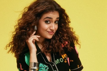 ட்ரெண்டி உடையில் கீர்த்தி சுரேஷ்.. அழகிய ஸ்டில்கள் இதோ