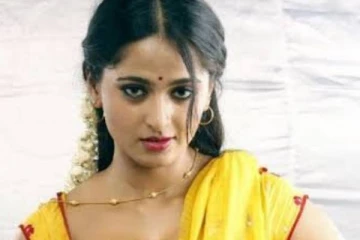 இந்த உடலை வெச்சுக்கிட்டா அனுஷ்காவுக்கு கல்யாணமே ஆகாது? வம்புக்கு இழுக்கும் பயில்வான்..