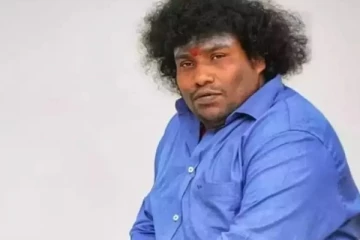 யோகி பாபுவிடம் கோவிலில் தீண்டாமை? இணையத்தில் வைரல் ஆகும் வீடியோ