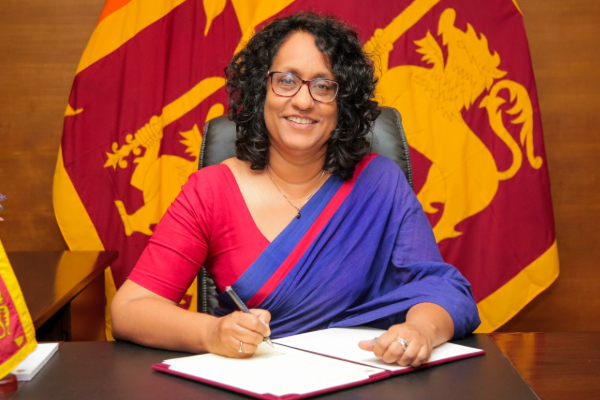 பிரதமர் அலுவலக வாகன ஏல விற்பனை முறைகேடு! மருத்துவர் மீது விசாரணை | Prime Ministe Office Vehicle Auction