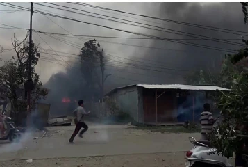 மணிப்பூரில் தொடர்ந்து வெடிக்கும் கலவரம் - 11 பேர் படுகொலை!