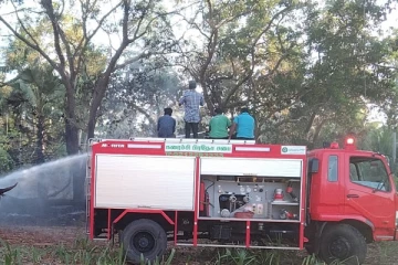 கிளிநொச்சி - தருமபுரம் பாடசாலை வளாகத்தில் தீவிபத்து (Video)