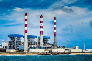 நுரைச்சோலை மின் நிலையத்திற்கான முதல் நிலக்கரி தொகை புத்தளத்தை வந்தடைந்தது