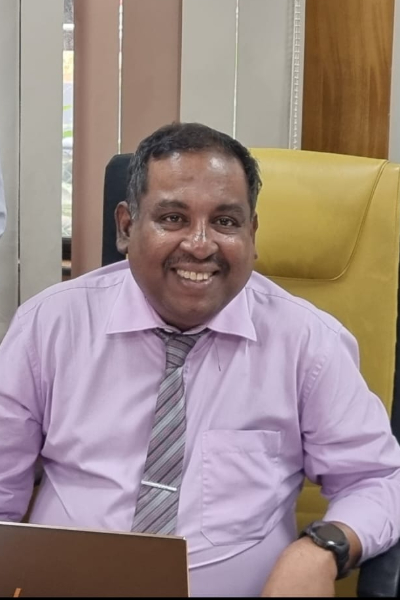 இலங்கை மருத்துவ நிர்வாகிகள் கல்லூரியின் தலைவராக வைத்தியர் சிறீதரன் தெரிவு | Dr Sathasivam Sridharan Elected President Of Cmasl