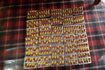 யாழில் பெருமளவு போதைப்பொருட்களுடன் ஒருவர் கைது (Photo)