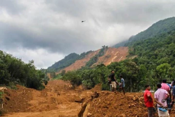 வாட்டி வதைத்த பெரும் அனர்த்தம் ; உயிரிழந்தோரின் எண்ணிக்கை 465 ஆக அதிகரிப்பு