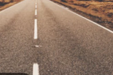 තනි රෝදයෙන් මහපාරේ සෙල්ලම් දැමු තරුණයන් පිරිසකට සිදුවූ දේ..