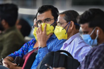 கொரோனா எதிரொலி: மாஸ்க் அணிவது கட்டாயம் - அரசு அதிரடி!