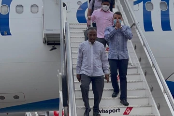 கென்யா சென்றார் அமைச்சர் நாமல்!