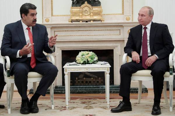 ட்ரம்பின் மிரட்டலுக்கு மத்தியில்... வெனிசுலாவிற்கு முழு ஆதரவளிப்பதாக உறுதியளித்த ரஷ்யா | Russia Pledges Support For Venezuela