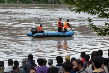 ஆப்கானிஸ்தானில் படகு கவிழ்ந்து விபத்து - 8 பேர் பலி