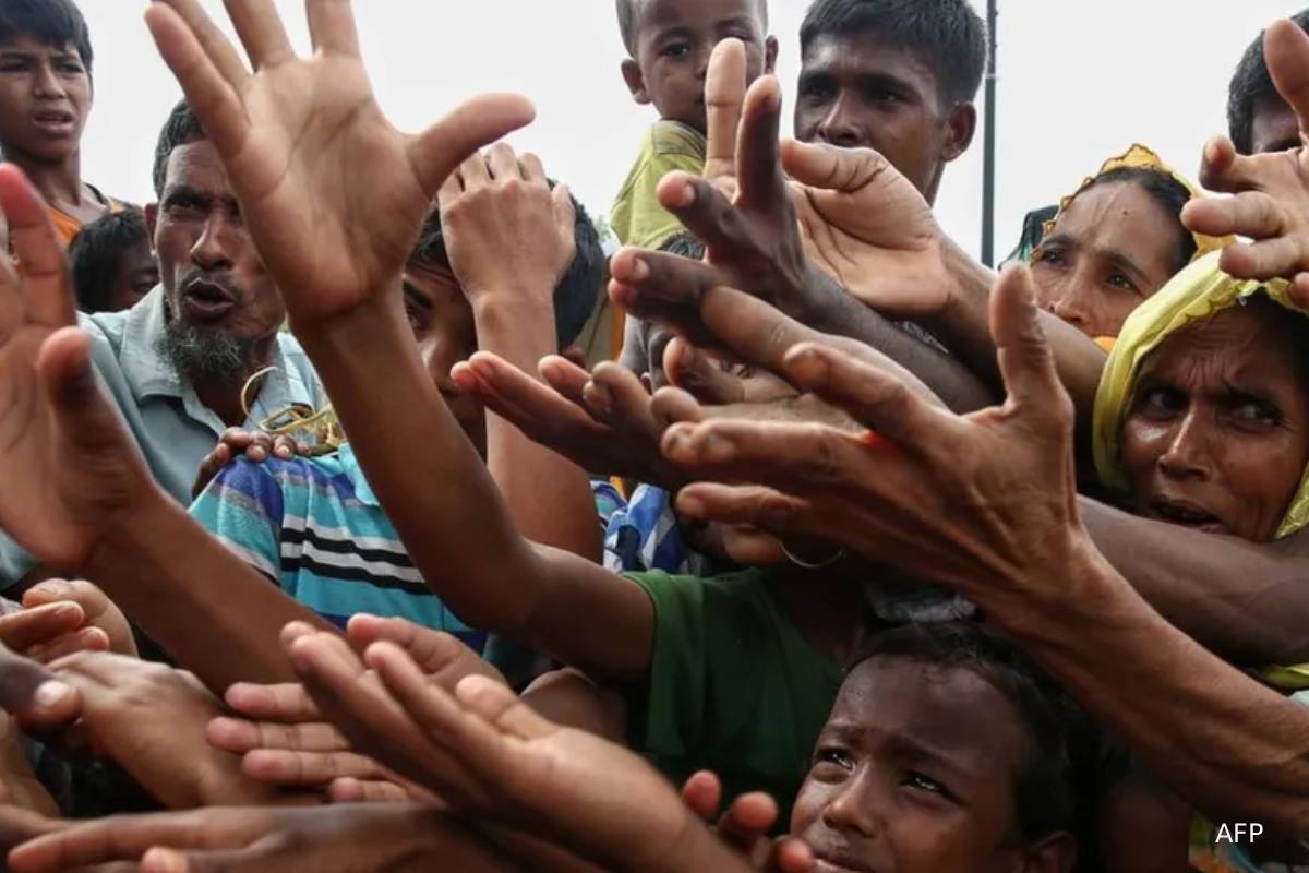 அந்தமான் கடலில் படகு கவிழ்ந்து விபத்து... சுமார் 250 அகதிகள் மாயம் | Andaman Sea Refugees Capsizes