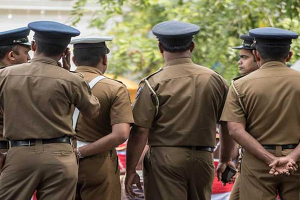 பாடசாலை மாணவர்கள் வன்புணர்வு - பதில் அதிபர் மற்றும் ஆசிரியர் கைது..! | Teachers Arrest Sexual Assault Students