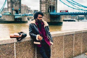 லண்டனில் பிரதீப் ரங்கநாதன்.. யாருக்கு கதை சொல்ல சென்றிருக்கிறார் தெரியுமா